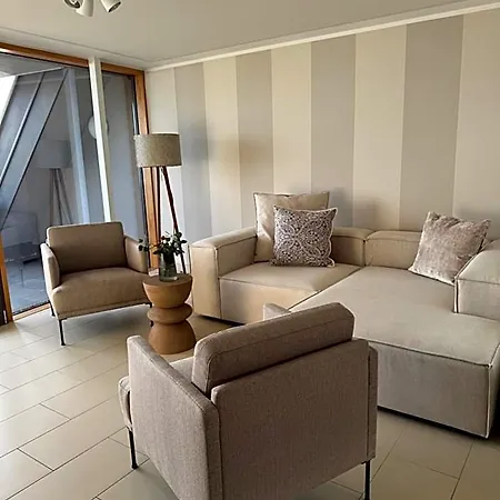 מלון Penthouse Am פרידריכסהאפן